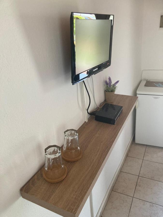 Karampinis Guest House Kaloí Liménes Eksteriør bilde